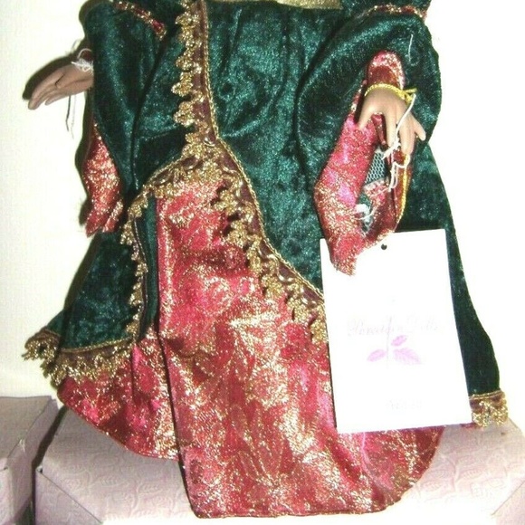 Crown Black Victorian Style Bisque Porcelain Doll - Picture 4 of 8